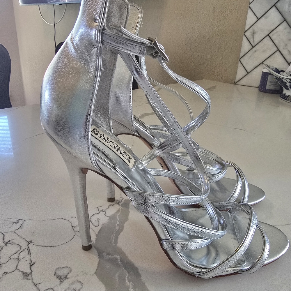 Badgley Mischka Silver Strappy Heels Size 9